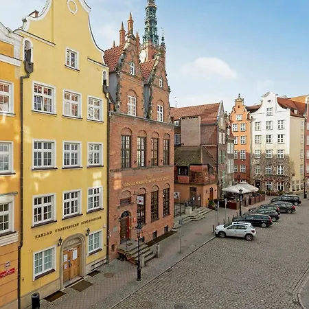 Chlebnicka In Main Old Town By Downtown Gdansk