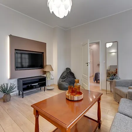 Chlebnicka In Main Old Town By Downtown Gdaňsk