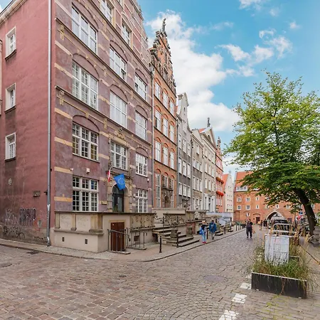 Chlebnicka In Main Old Town By Downtown * Gdansk